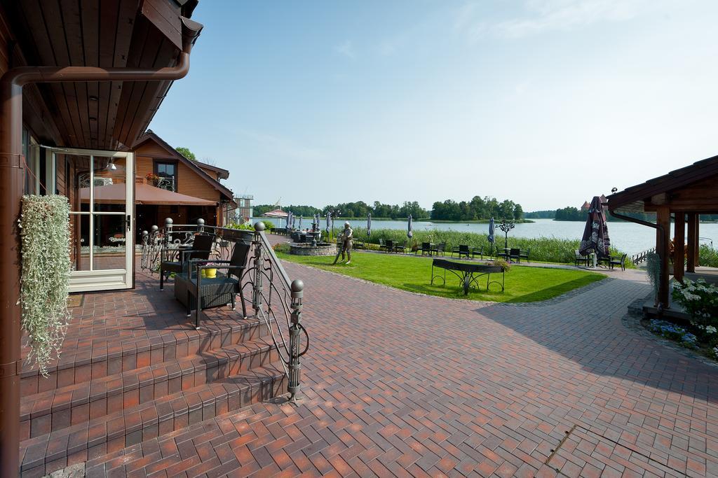 Viva Trakai Hotel Buitenkant foto